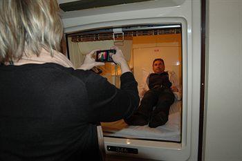 Capsule Hotel & Sauna Cosmo Plaza Akabane Tokyo Exterior photo